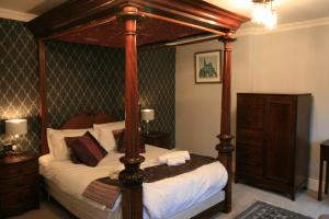 King Room with Garden View room in High Dalby House