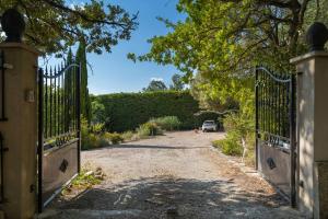 Maisons de vacances Provencal bastide with heated pool near Alpilles and Luberon : photos des chambres