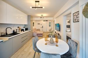 Cleo Apartment Infinity Alz