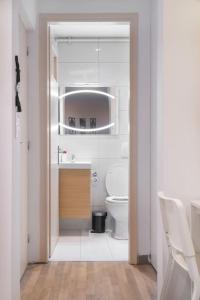 Syntagma square, 45sqm luxurious apartment
