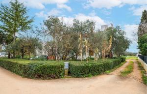 2 Bedroom Cozy Apartment In Fazana