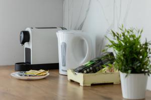 Nautica Raginisa Cosy Apartment by BookingHost