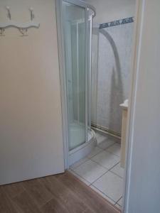 Appartements Logement de vacances : photos des chambres