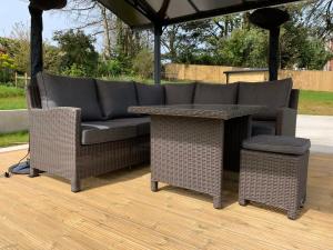 Victorian cottage overlooking the Plym Valley