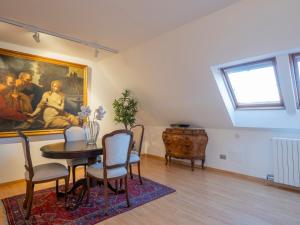 Xenia Apartments - Luxury & Elegant Penthouse in City Life