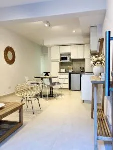 Departamento a Estrenar con cochera cubierta - 卢汉德库约