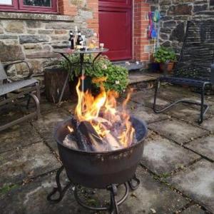 Old Oak Barn - A beautifully converted barn in idyllic setting, extremely child friendly