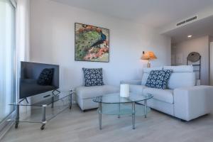 Los Camaleones by Ĥ - Playa de los Haraganes HLHC1201P28