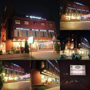 Radhamangal Colors Inn - Pusad