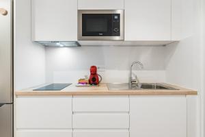 Home2Book Cozy & Chic Apartment near the Beach