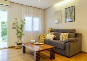 Villa Pink Villacosta - Winter by the sea