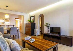 Villa Pink Villacosta - Winter by the sea