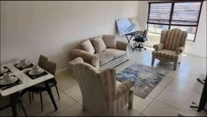 Cosy Apartment in Greenstone Hill - Edendale
