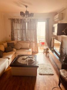 Be my guest Apt in madinaty B6 cairo