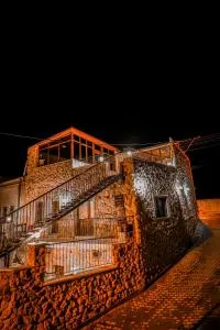 By Yüksel Cave - Akköy