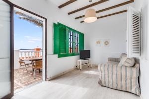 Home2Book Oceanfront Bliss in Taliarte