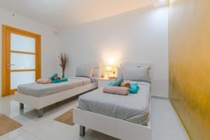 New Spacious Apartment 3 Bdr 2 Bth Bugibba S