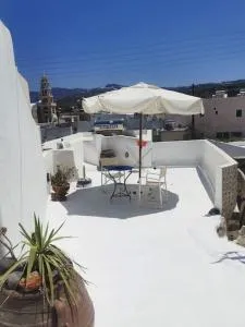 Stunning old town cave apartment - Mesariá