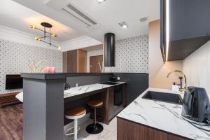 Siedmiogrodzka 7 by Homeprime