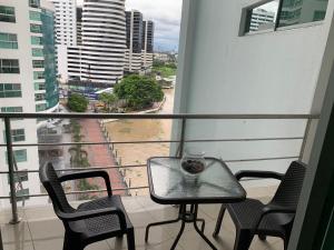 Ecusuites Riverfront l Balcony