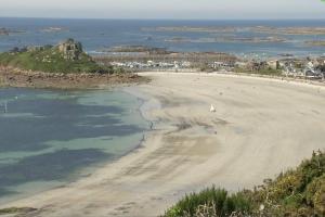 Villas CHARMANTE MAISON a TREBEURDEN : photos des chambres