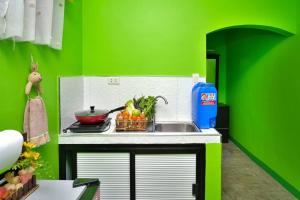 Golden V Executive Homes Unit H