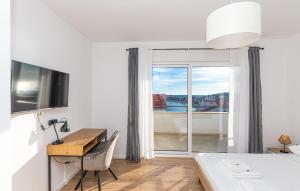 Beautiful Home In Sevid Na Moru