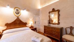 Finca Los Arcos - Heredad de los Capuchinos Ronda by Ruralidays