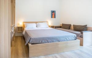 1 Bedroom Nice Apartment In Piento