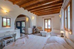 Marias Village One Bedroom House 4