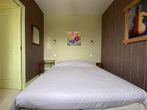 Villas 659 - Charmante maison en pierres, dans le centre d'Erquy, : photos des chambres