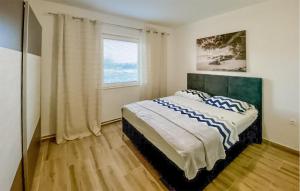 Cozy Apartment In Sveti Filip I Jakov
