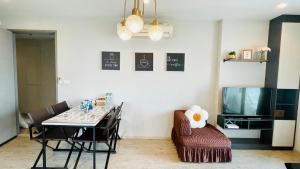 The base Central Pattaya 2 bed 1 bath by Numam