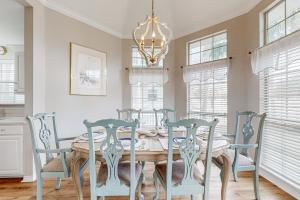 Cottages of Crystal Beach Sea La Vie