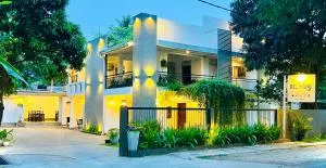 DELMOND Lake - Anuradhapura - Kombichankulama