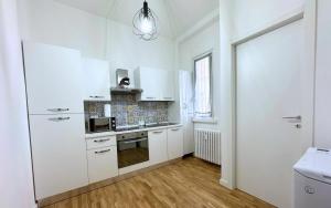 Green House- 1 min metro - 15 min Duomo