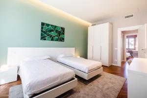 San Michele Modern Apartment - con balcone!