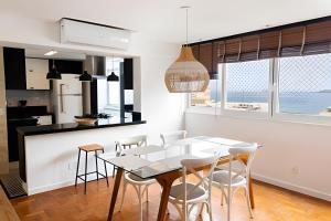 Vista Mar 2qts reformado, metrô e 300m da praia!