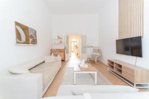 Grand Central 2 Bedrooms - Meliora Apartments