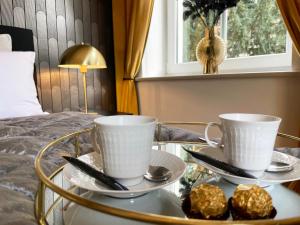 Art Deco Design Apartment, 65 Zoll TV, Waschtrockner, beste Lage, am Markt