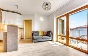 2 Bedroom Gorgeous Apartment In Hel