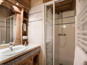 Courchevel 1850 Duplex Mezzanine 6 Pers, Ski aux Pieds, Parking - FR-1-575-2