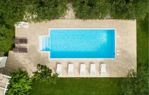 Six-Bedroom Holiday Home In Sv Filip I Jakov