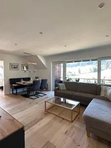 Apartment Schwinbachblick mit 2 Balkonen - سانت بلاسين