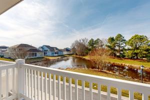 Bayside Resort - 11444 West Sand Cove