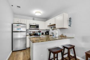 Grand Caribbean West 303