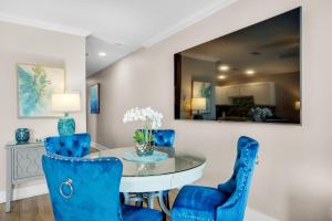 Grand Caribbean East 305
