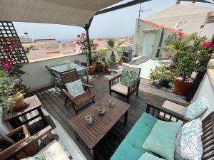 Preciosa casa en el centro con terraza y patio - 4hvězdičkové hotely ve městě Sitges