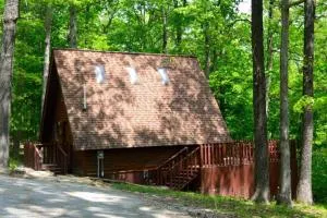 A-Frame Cabin #6 with Hot Tub on Patoka Lake in Southern Indiana - Temple