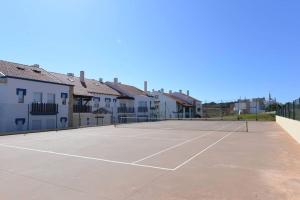 T2 com piscina e vista mar